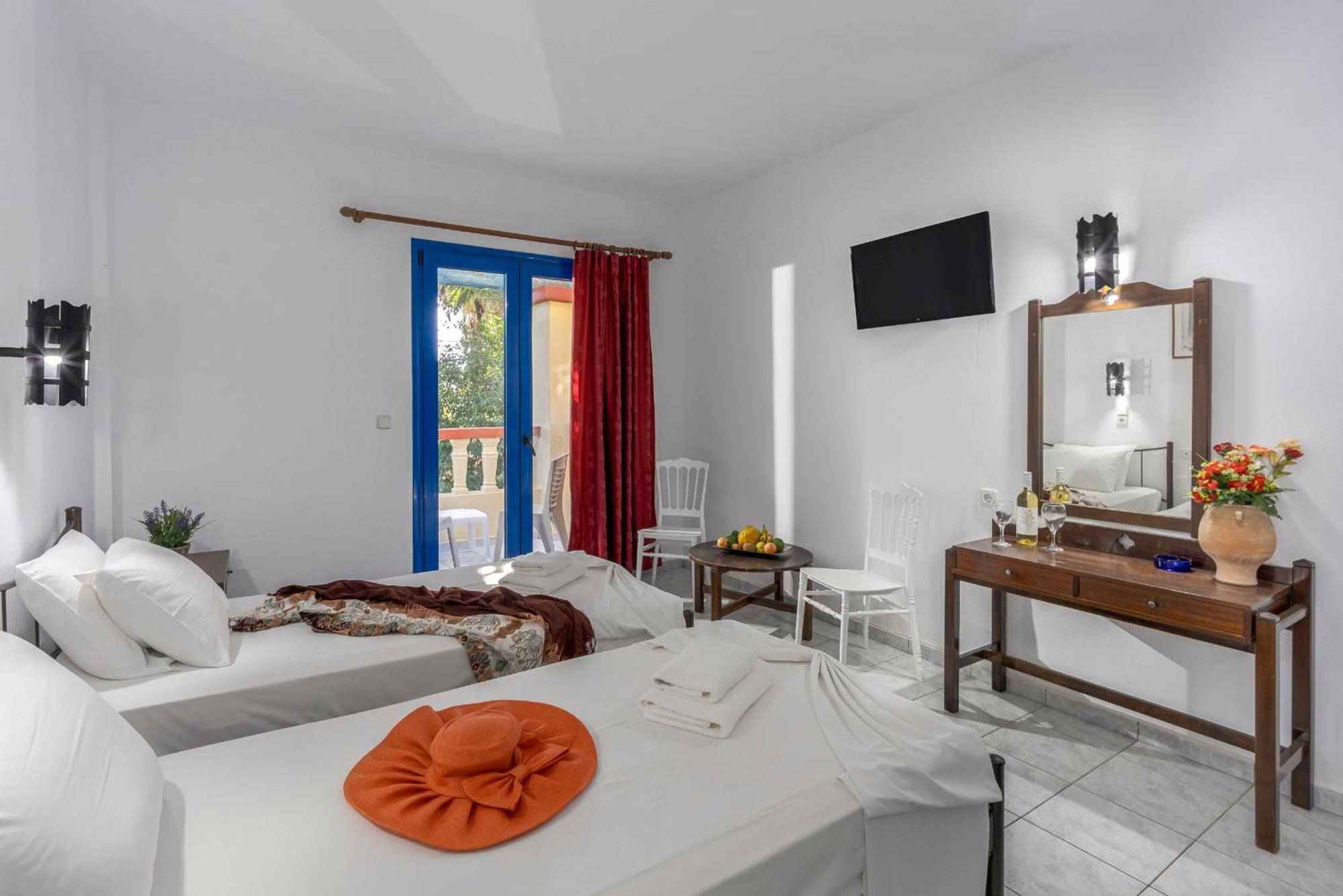 Hotel Palm Bay By Estia Sissi Exteriér fotografie